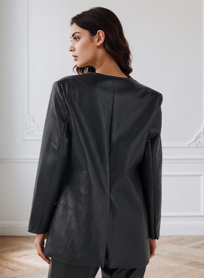 Iconic Jacket with Button Closure and Pockets - Image 3